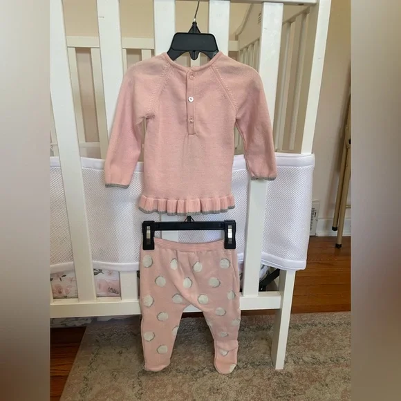 Mayoral 4-6 month bunny Newborn Outfit with hat. New with tags. - Picture 3 of 5